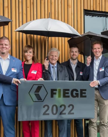 FIEGE legt Grundstein für neues Logistikzentrum in Barleben