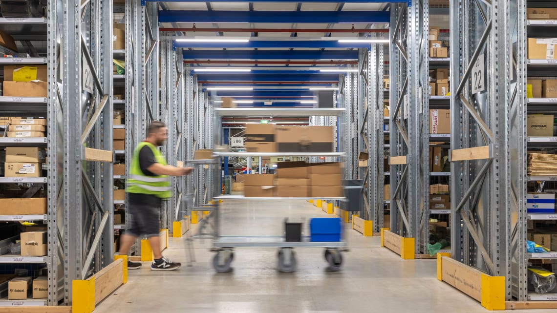 Ersatzteile in Rekordzeit: Logistik für Bobcat